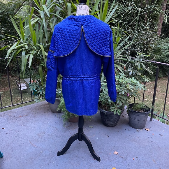 Vintage NILS women\'s royal blue ski jacket